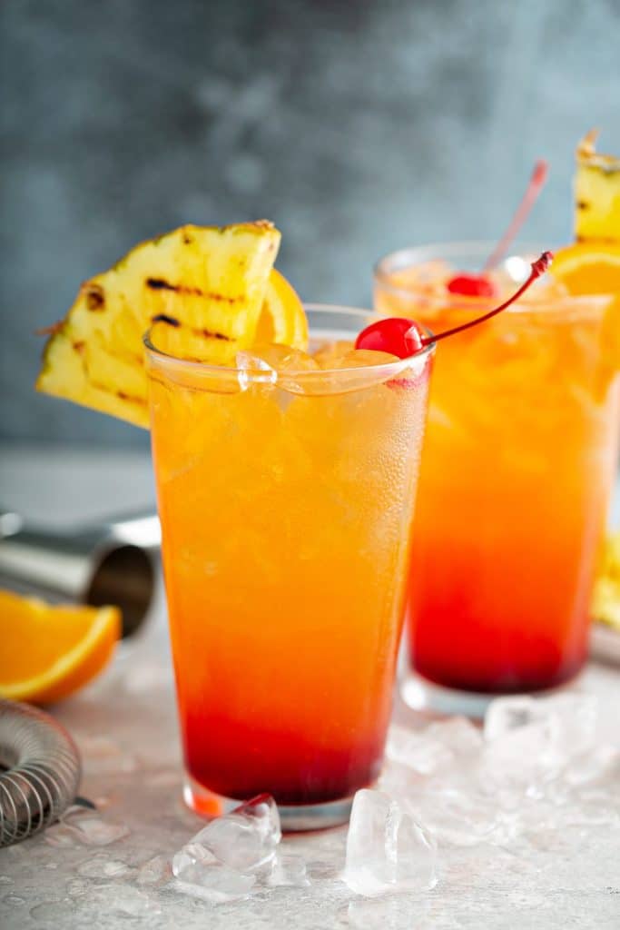bahama mama cocktail
